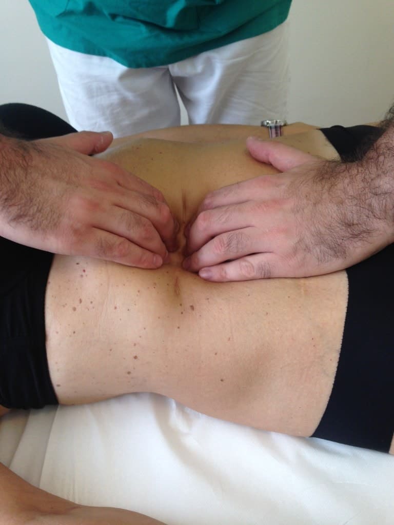 cicatrici aderenze osteopatia viscerale massaggio reflusso gastroesofageo cicatrici osteopatia dolore male collo schiena manipolazioni